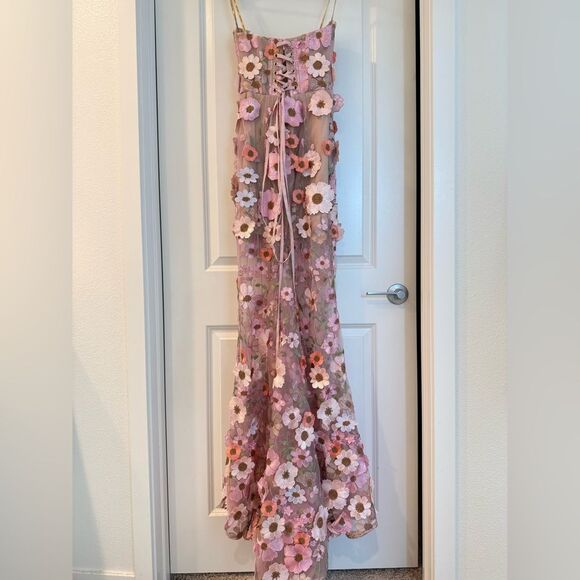 NWOT Bronx and Banco Jasmine Gown in Pastel Pink Multi Floral Strapless Gown - Picture 10 of 16